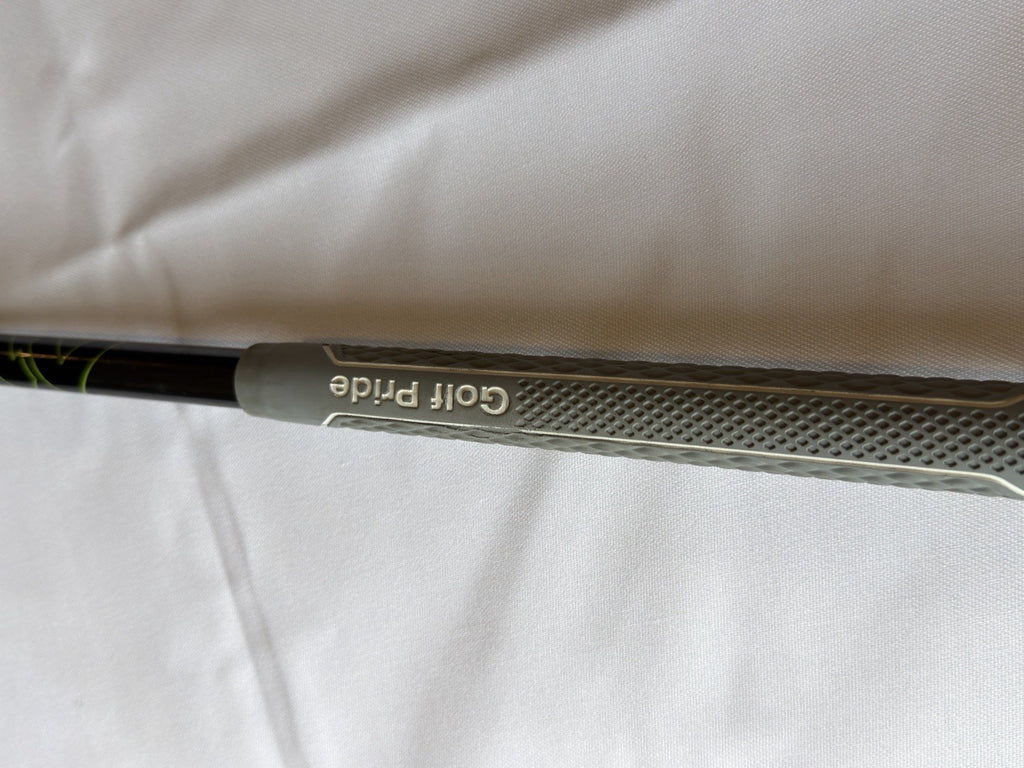 Taylormade M2 3 Wood / 55g R Flex Shaft / Fair Condition With Headcover